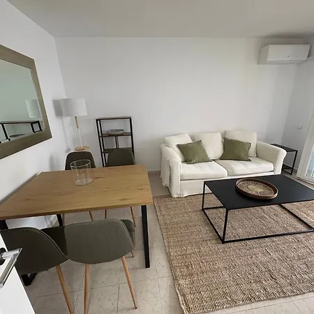 דירה Beachside - 1 Min Walk To *