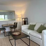 Appartement Beachside - 1 Min Walk To *
