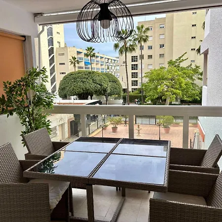 Beachside - 1 Min Walk To Marbellac