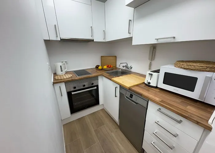 Beachside - 1 Min Walk To شقة