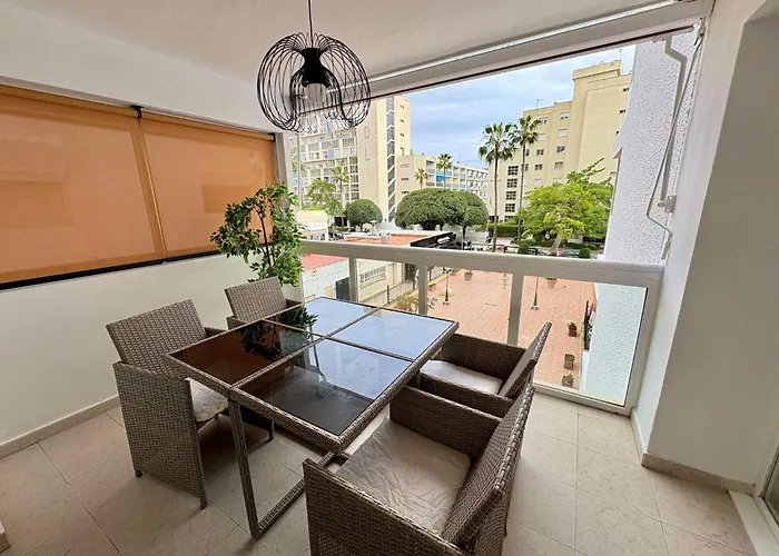 Beachside - 1 Min Walk To شقة ماربيا